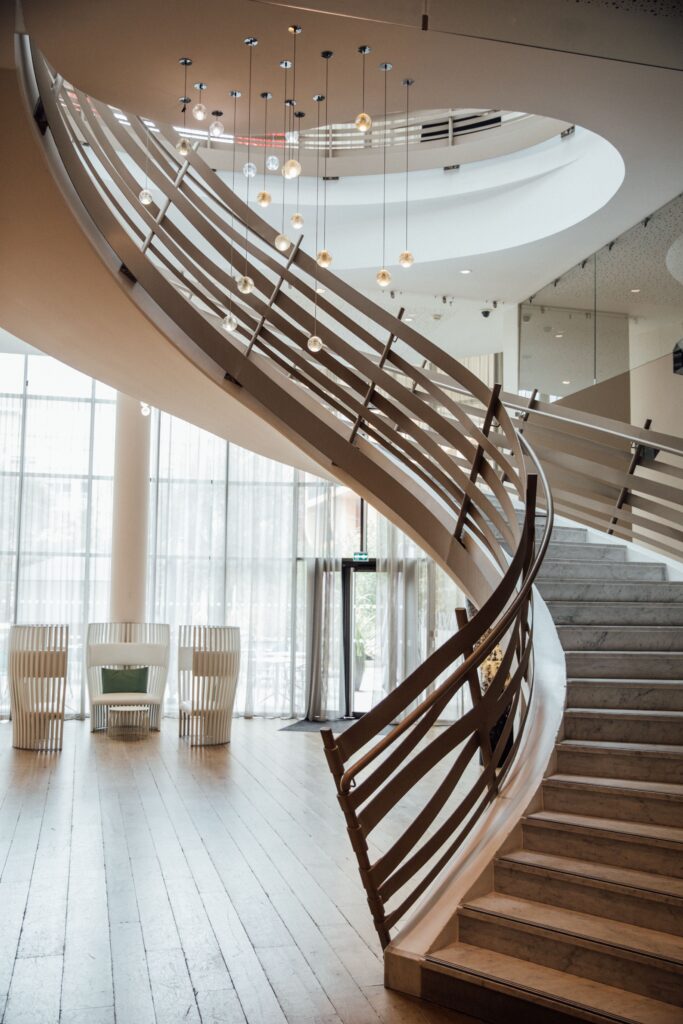 Salles des Pas perdus_escalier